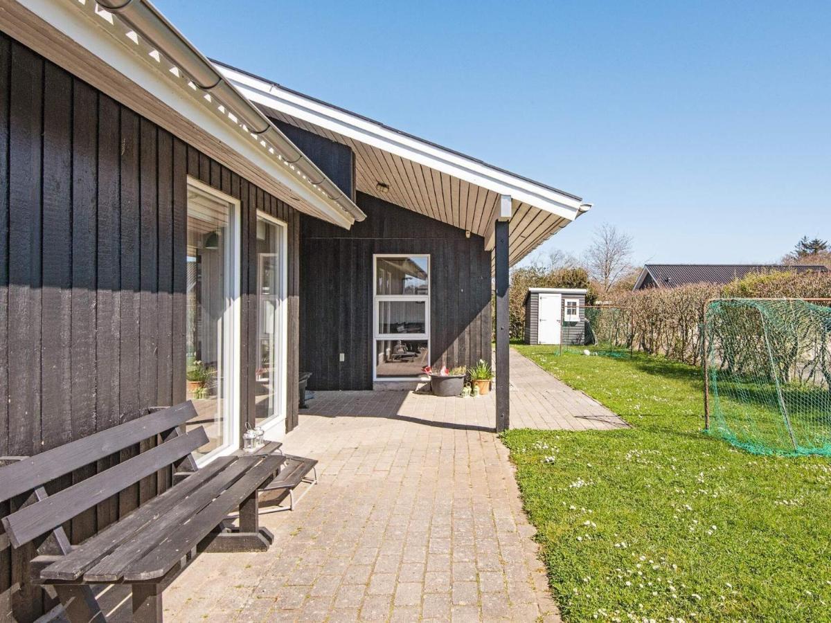 9 Person Holiday Home In Juelsminde Sonderby  Zewnętrze zdjęcie