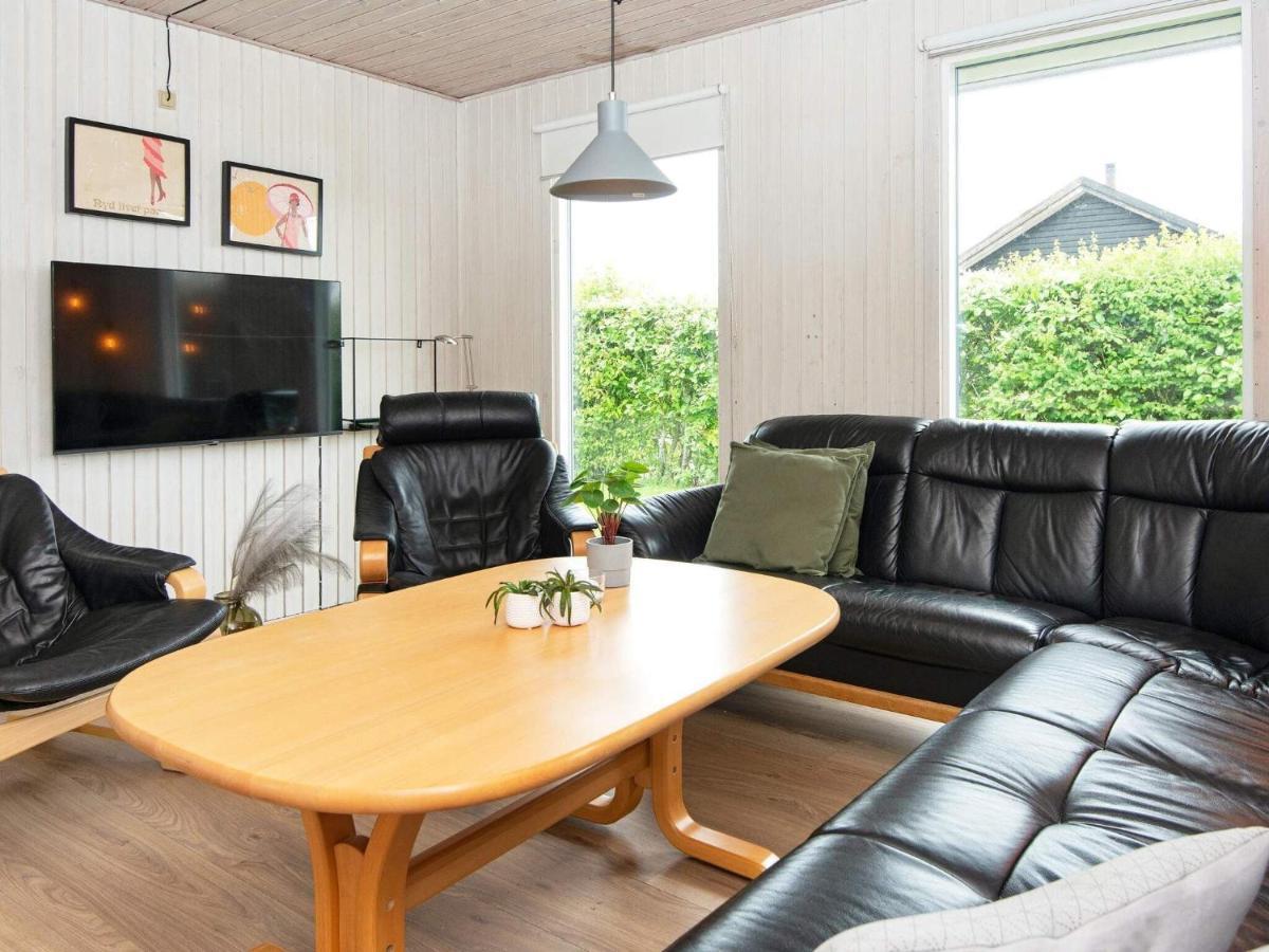 9 Person Holiday Home In Juelsminde Sonderby  Zewnętrze zdjęcie